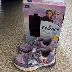 Disney Frozen Kids Sneakers - Purple and White